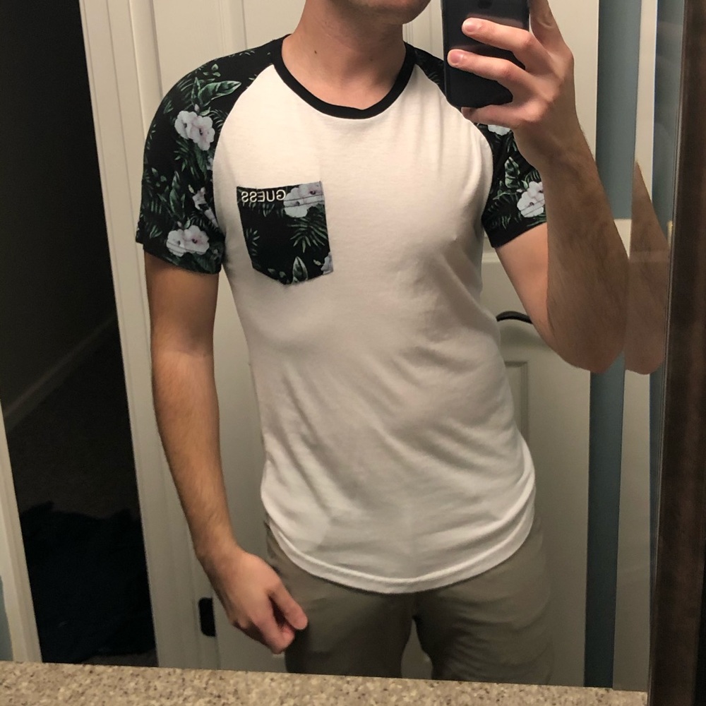 GUESS Los Angeles White Black Floral T-shirt